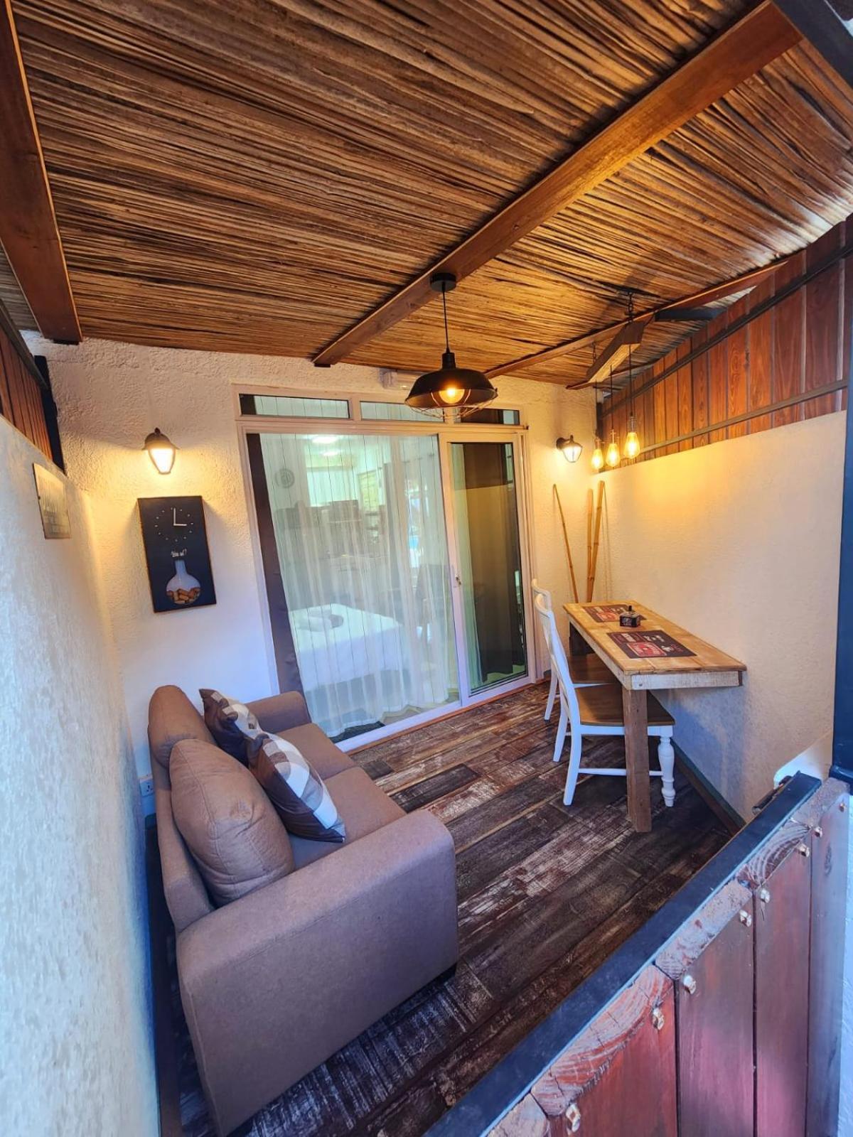 The Rustic Studio Grand Bay Εξωτερικό φωτογραφία